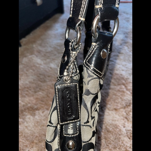 Authentic Coach Purse - SOLD - Picture 5 of 14